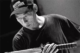 林正英怎么走的