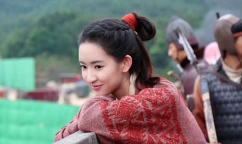 肖戰(zhàn)的女朋友是誰