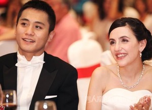 謝娜給劉燁打過幾次胎