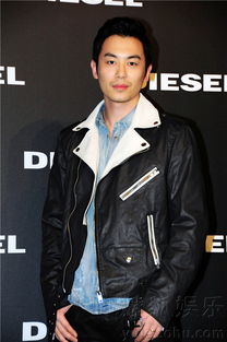 朱亞文爸爸是什么局長