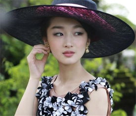 張藝謀怎么發現周冬雨