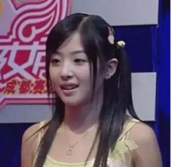 張含韻劉德華還聯(lián)系嗎