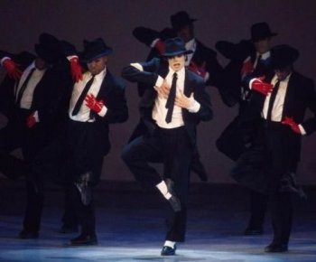 徐錦江給mj伴舞過嗎