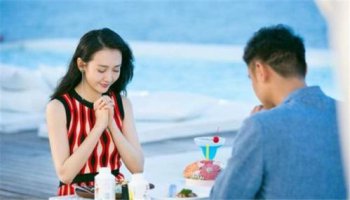 明道的現(xiàn)任女朋友是王鷗嗎