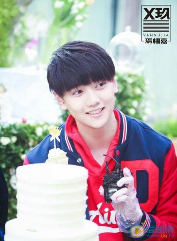 焉栩嘉不是被雪藏了嗎