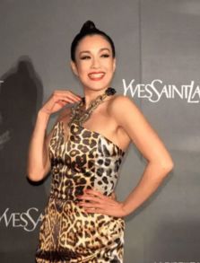 鐘麗緹多大歲數了