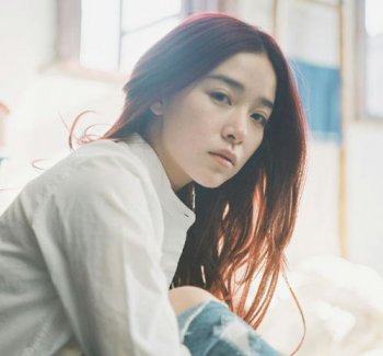 紀凌塵家境如何