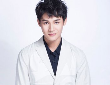 鄭業成是哪個公司的