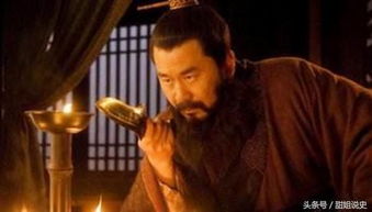 誰救了被徐榮射中的曹操