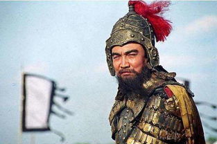 誰救了被徐榮射中的曹操