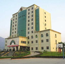 為什么學校晚上陰氣重