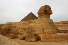 埃及最大的金字塔是哪一座