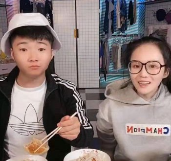 白小白和大萌什么關系