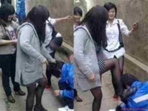 曹小小為什么那么火