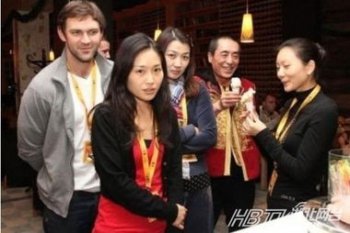 張藝謀與陳婷怎么好上