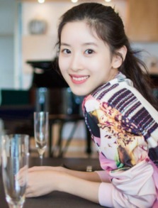 章澤天是什么星座