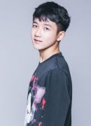 鐘易軒模仿薛之謙是哪一期