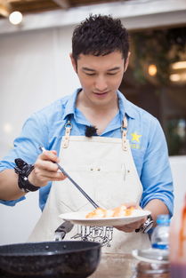 張亮拍中餐廳受傷了嗎