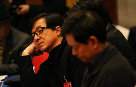 張國立趙本山誰地位高