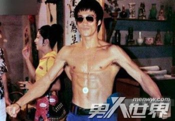 陳國坤李小龍什么關系