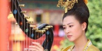 鄧莎在延禧攻略演的誰