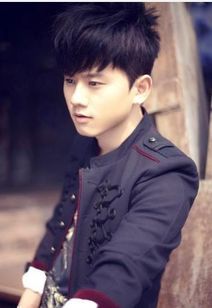 張杰什么時候出道的