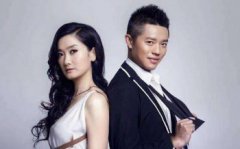 鳳凰傳奇那女的叫什么