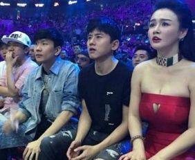 鄒市明和泰森誰厲害