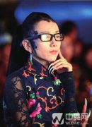 楊麗萍第一任老公是誰