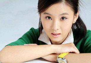 演員李小萌是誰的女兒