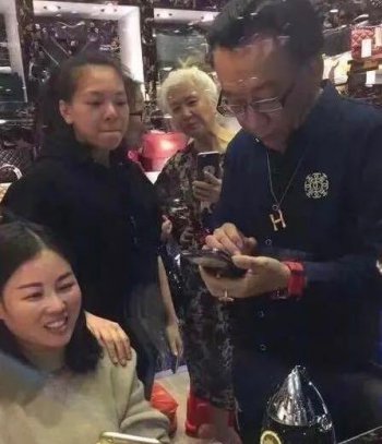 侯耀華為什么要爭遺產