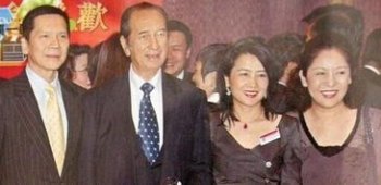 洪金寶和向華強誰厲害