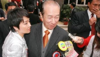 向華強和李嘉誠誰厲害