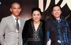 向佐是向華強(qiáng)和誰生的