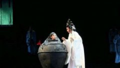 戚夫人被做人彘是哪集