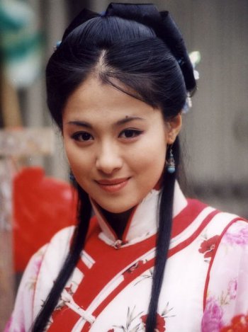 沈傲君前男友是聶遠嗎