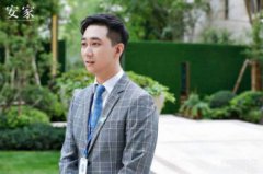 王自健的師傅是誰