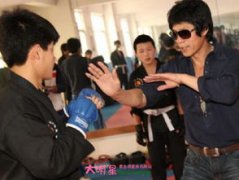 石天龍和李小龍是什么關系