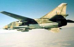 戰斗機怎么折飛一千米