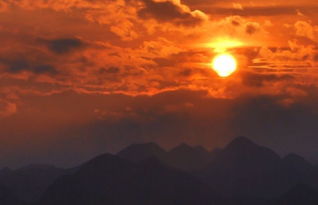 火燒云怎么形成