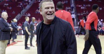 火箭隊老板是誰