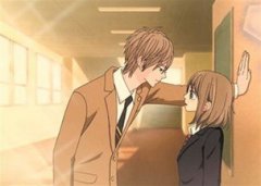 男生壁咚女生意味什么