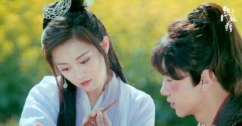 絕代雙驕慕容九喜歡誰