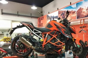 踏板摩托車多久換一次機(jī)油