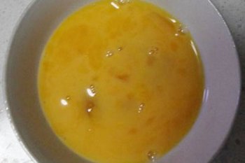 雙黃蛋吃了對人好不,是激素催出來的嗎(揭秘)