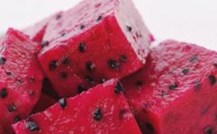 紅心火龍果為什么不宜晚上吃，晚上食用容易引起脾胃虛寒