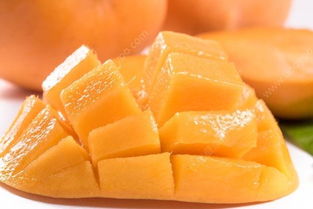 哪些人不適合吃芒果，芒果中有刺激成分吃了對嗓子不好