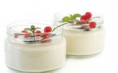 風味酸奶和酸奶的區別，過期酸奶能再繼續食用嗎