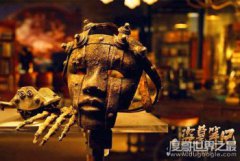 《盜墓筆記》鐵面生的真實身份，鐵面生將魯王算計得死死的