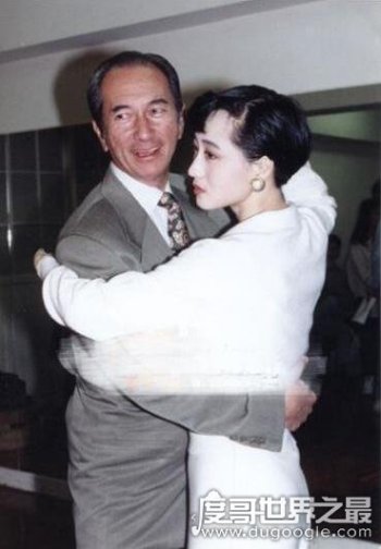 賭王為什么沒有娶智利的原因，梁安琪逼智利離開了香港